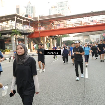Runner Photo 4718425