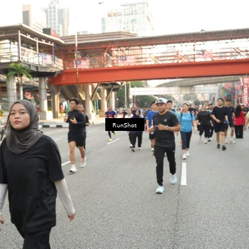 Runner Photo 4718433