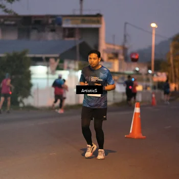 Runner Photo 4718434