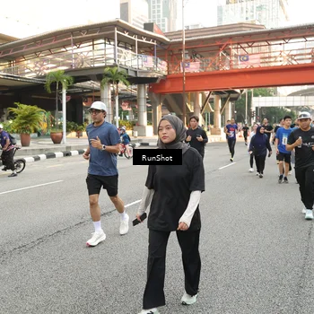 Runner Photo 4718444