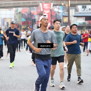 Runner Photo 4718448
