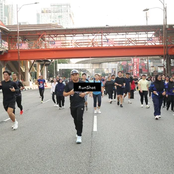 Runner Photo 4718453