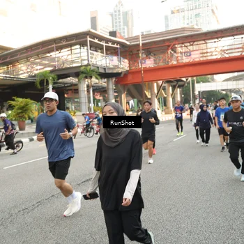 Runner Photo 4718463