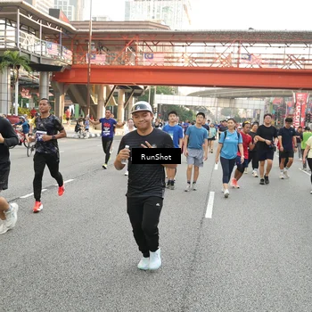 Runner Photo 4718469