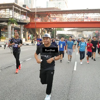 Runner Photo 4718501