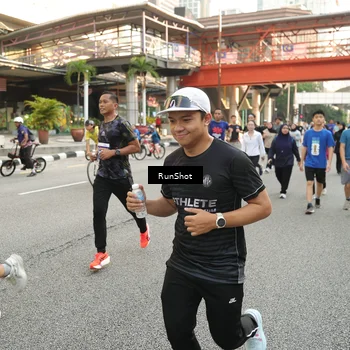 Runner Photo 4718526