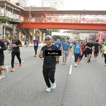 Runner Photo 4718563