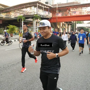 Runner Photo 4718565