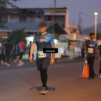 Runner Photo 4718591
