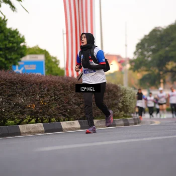 Runner Photo 4718598