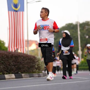 Runner Photo 4718612
