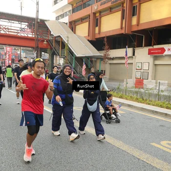 Runner Photo 4718613