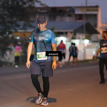 Runner Photo 4718619