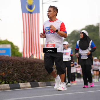 Runner Photo 4718634
