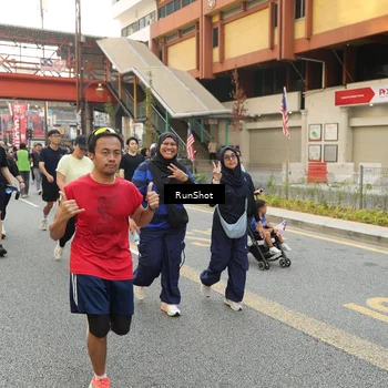 Runner Photo 4718642