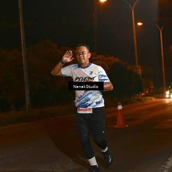 Runner Photo 4718665