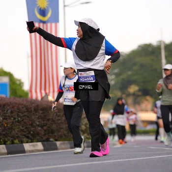 Runner Photo 4718677