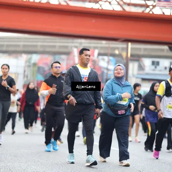 Runner Photo 4718689