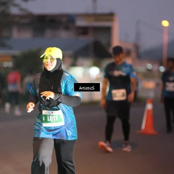 Runner Photo 4718756