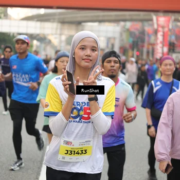 Runner Photo 4718975
