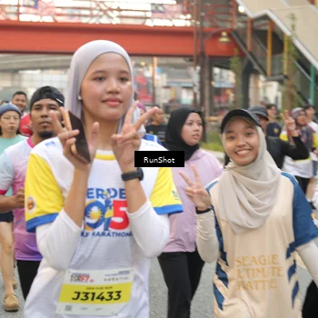 Runner Photo 4719024