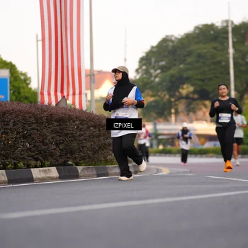 Runner Photo 4719042