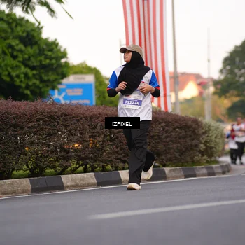 Runner Photo 4719096
