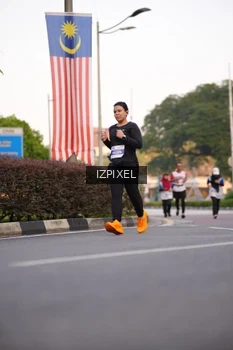 Runner Photo 4719150