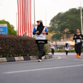 Runner Photo 4719189