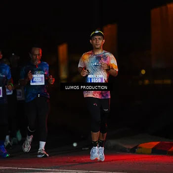 Runner Photo 4719351