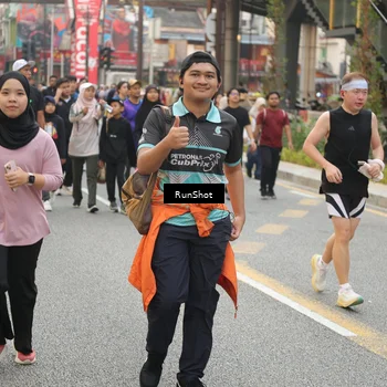 Runner Photo 4719376