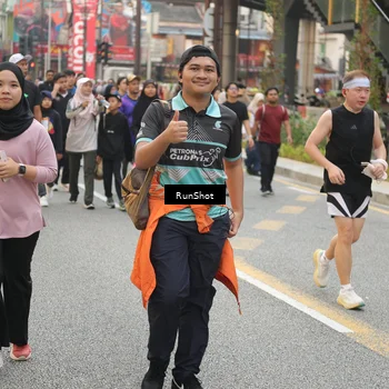 Runner Photo 4719420