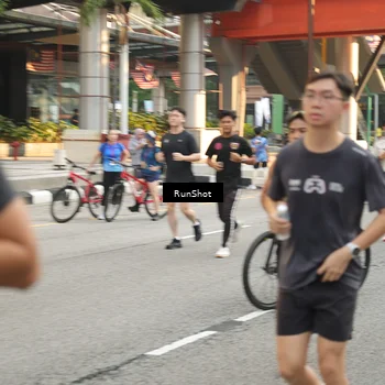 Runner Photo 4719565