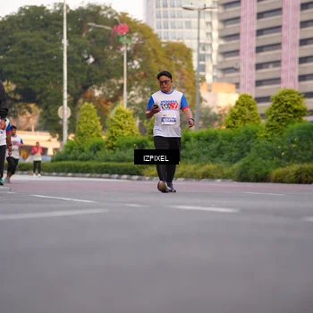 Runner Photo 4719641