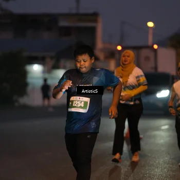 Runner Photo 4719672