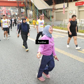 Runner Photo 4719685