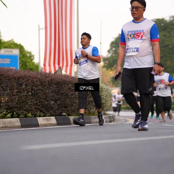 Runner Photo 4719712