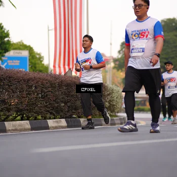 Runner Photo 4719714