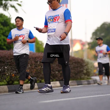 Runner Photo 4719734