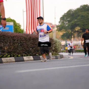 Runner Photo 4719744
