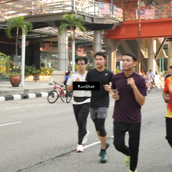 Runner Photo 4719773