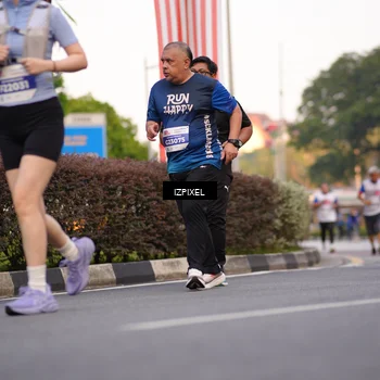 Runner Photo 4719875