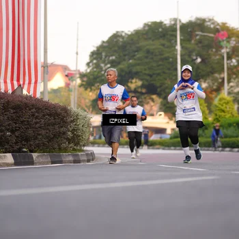 Runner Photo 4720018