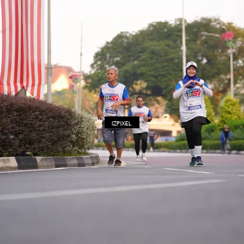 Runner Photo 4720030