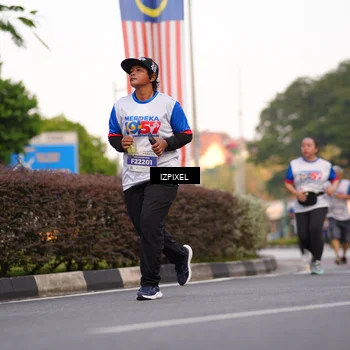 Runner Photo 4720076