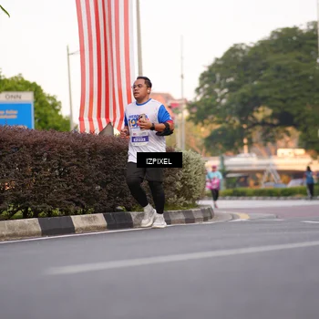 Runner Photo 4720172