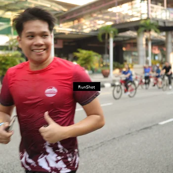 Runner Photo 4720178