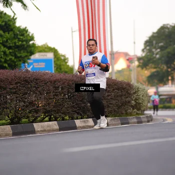 Runner Photo 4720195