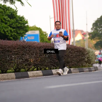 Runner Photo 4720202