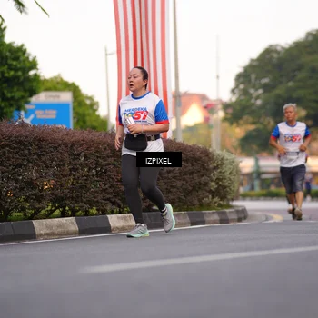 Runner Photo 4720226